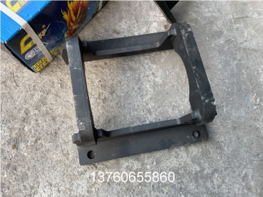 柳工CLG915护链架